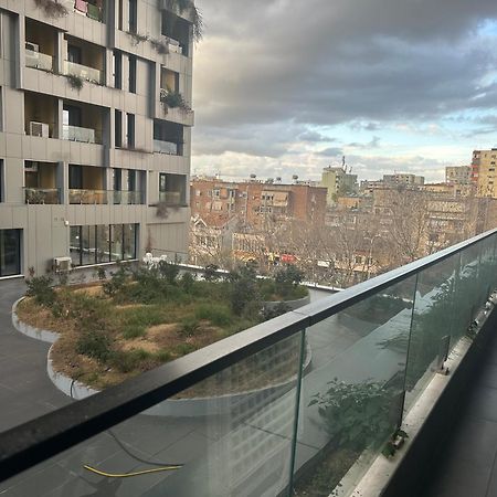 Free Parking Tirana Modern Escape Apartment Bagian luar foto